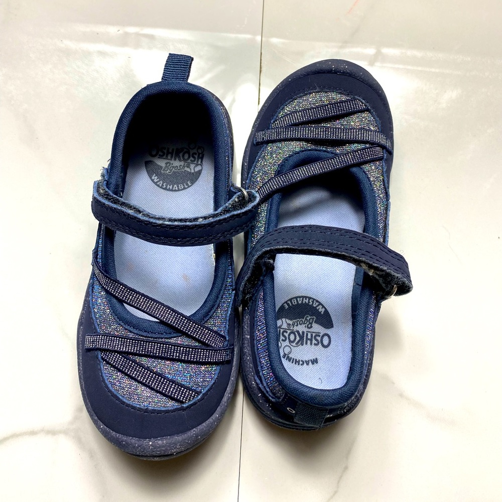 🌻$10 Before Summer Flash Sale🌻 OshKosh B Gosh Blue Girls Shoes